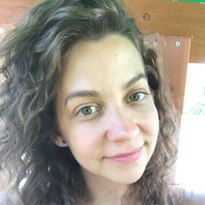 Meet your Posher, Dana